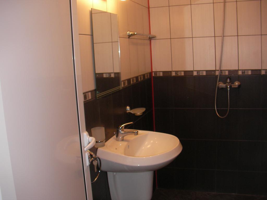 Adonai Apartments Несебър Екстериор снимка